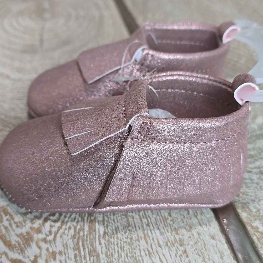 Cat & Jack Metallic Pink Faux Leather Fringe Moccasins